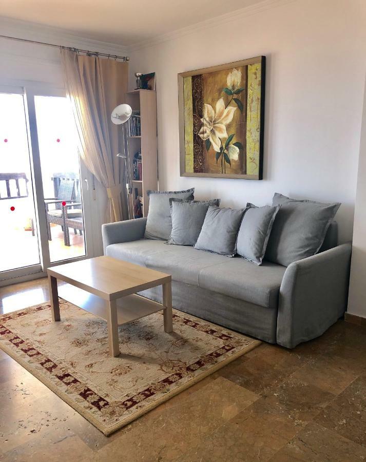 Beachfront Penthouse Apartment With Large Terrace And Breathtaking Sea Views Close To Marbella Spain Sitio de Calahonda Εξωτερικό φωτογραφία