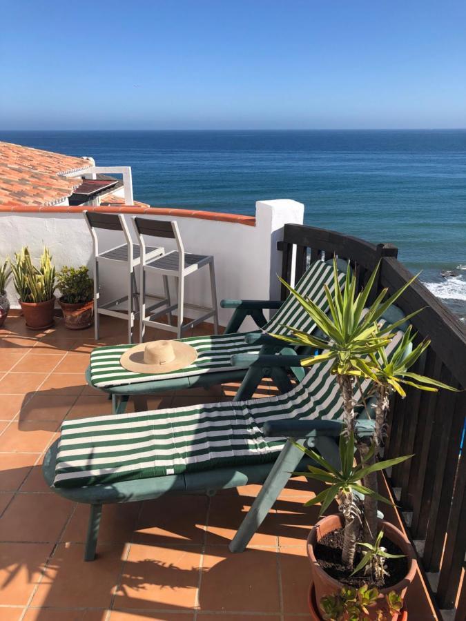 Beachfront Penthouse Apartment With Large Terrace And Breathtaking Sea Views Close To Marbella Spain Sitio de Calahonda Εξωτερικό φωτογραφία